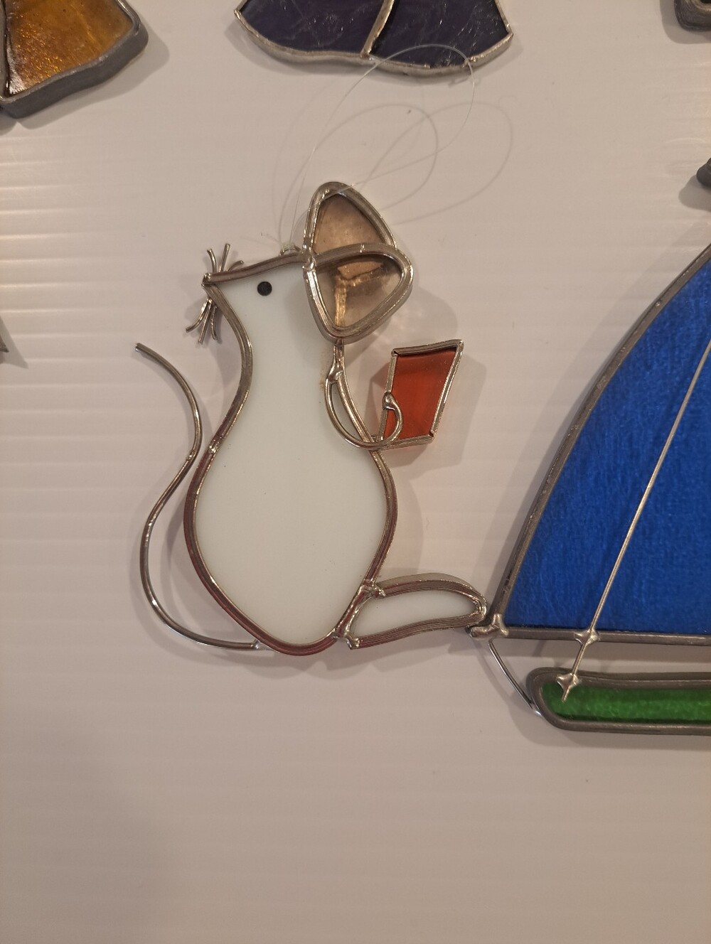 16 Stained Glass Suncatchers And Window Hanging Ornaments - Picture 3 of 11